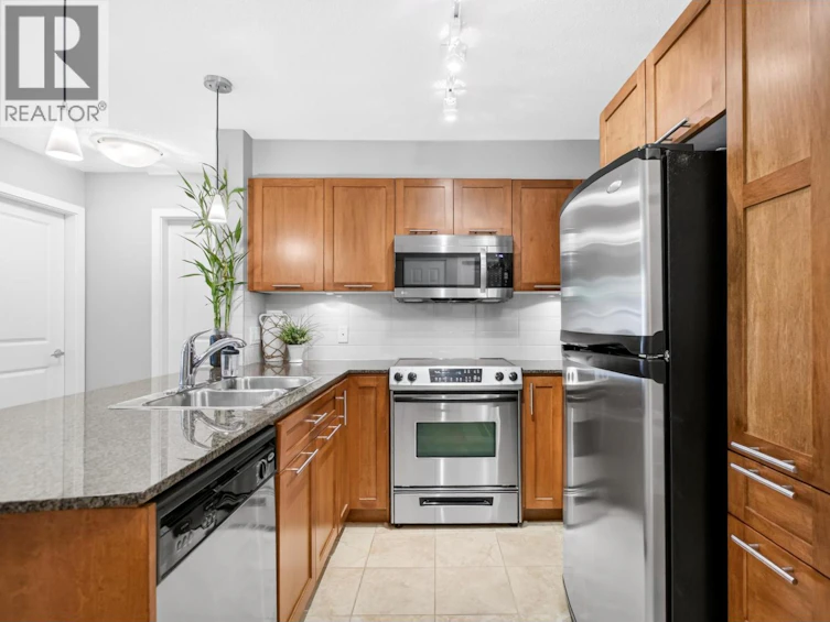 317-19673 Meadow Gardens Way, Pitt Meadows, BC, V3Y 0A1 - 5