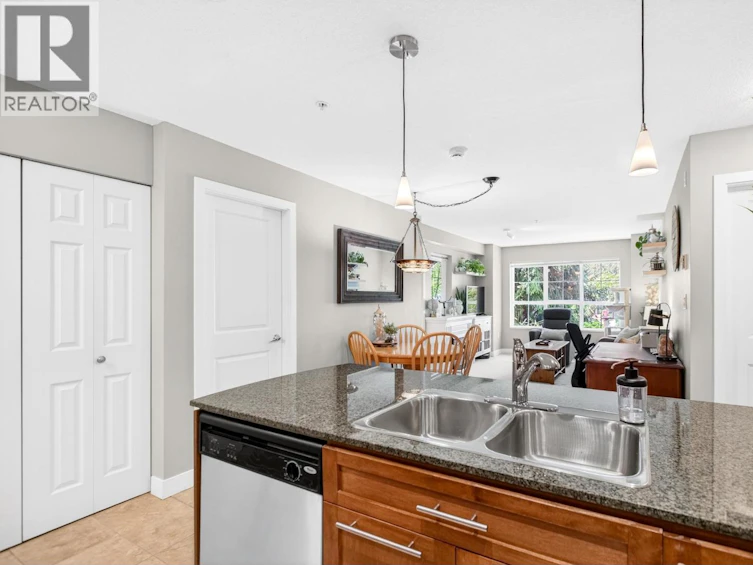 317-19673 Meadow Gardens Way, Pitt Meadows, BC, V3Y 0A1 - 9