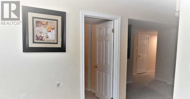 LOWER-23 Penndutch Circle, Whitchurch-Stouffville, ON, L4A 0P3 - 3