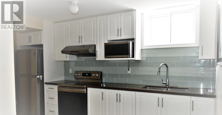 LOWER-23 Penndutch Circle, Whitchurch-Stouffville, ON, L4A 0P3 - 4