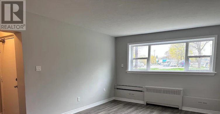1-1170 Dover Crescent, Ottawa, ON, K1Z 7X3 - 3