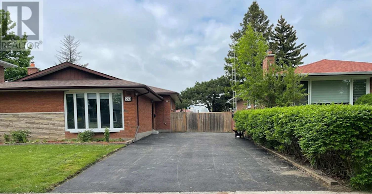 BSMT-20 Bluefin Crescent, Toronto, ON, M1H 2L1