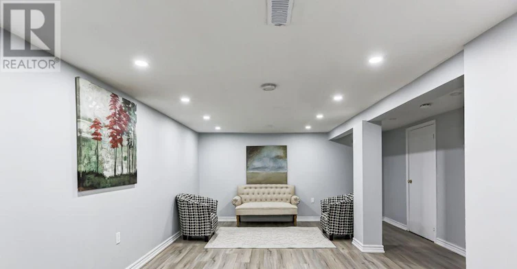 BSMT-20 Bluefin Crescent, Toronto, ON, M1H 2L1 - 5