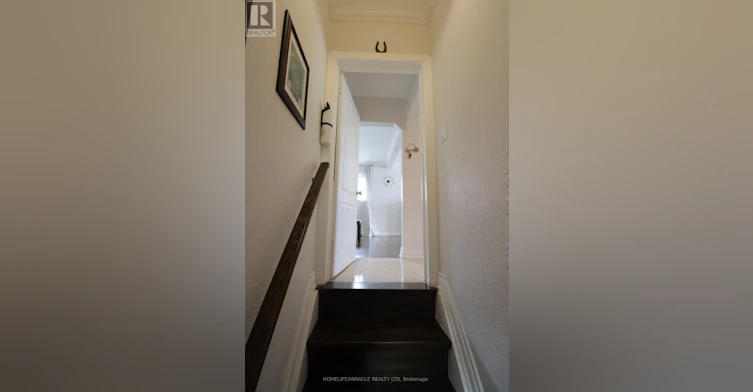 MAIN-1382 Warden Avenue, Toronto, ON, M1R 2S5 - 7