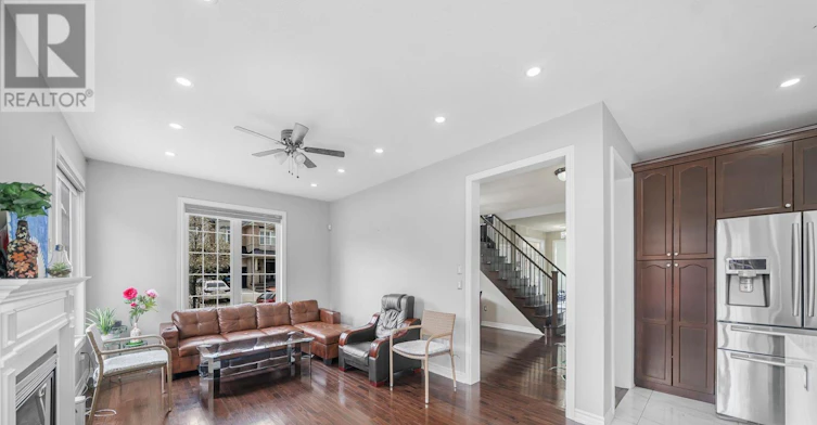 9 Berryfield Way, Brampton, ON, L6R 0Y3 - 10