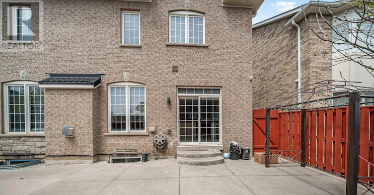 9 Berryfield Way, Brampton, ON, L6R 0Y3 - 5