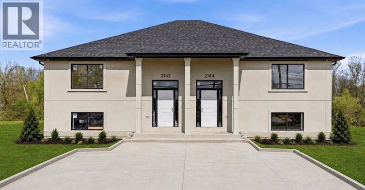 2144 Daytona, Windsor, ON, N9C 2L7