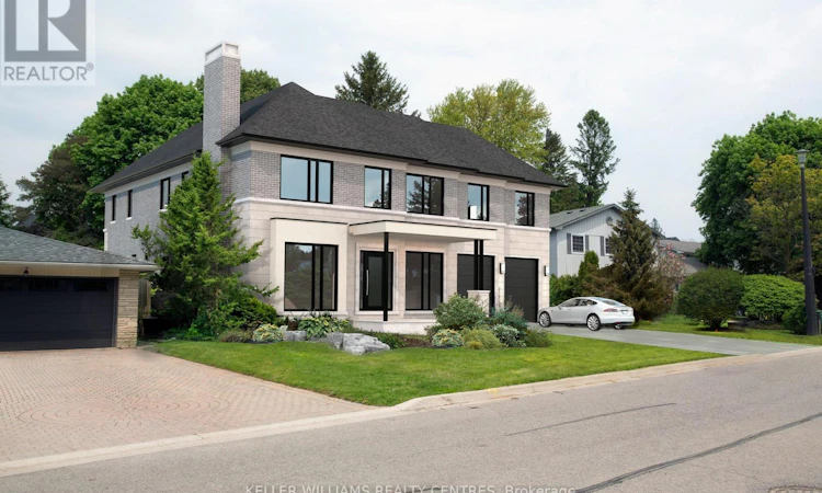 10 Hawthorne Lane