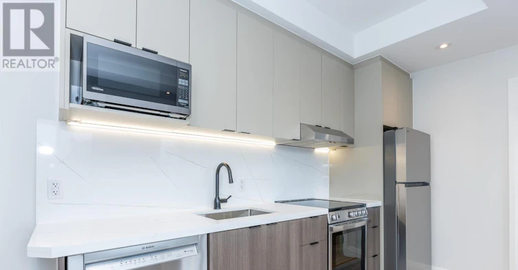 304-1000 Bathurst Street, Toronto, ON, M5R 3G7 - 14