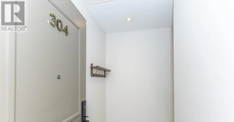 304-1000 Bathurst Street, Toronto, ON, M5R 3G7 - 4