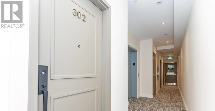 302-1000 Bathurst Street, Toronto, ON, M5R 3G7 - 3