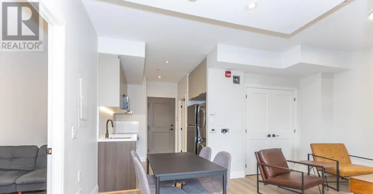 303-1000 Bathurst Street, Toronto, ON, M5R 3G7 - 10
