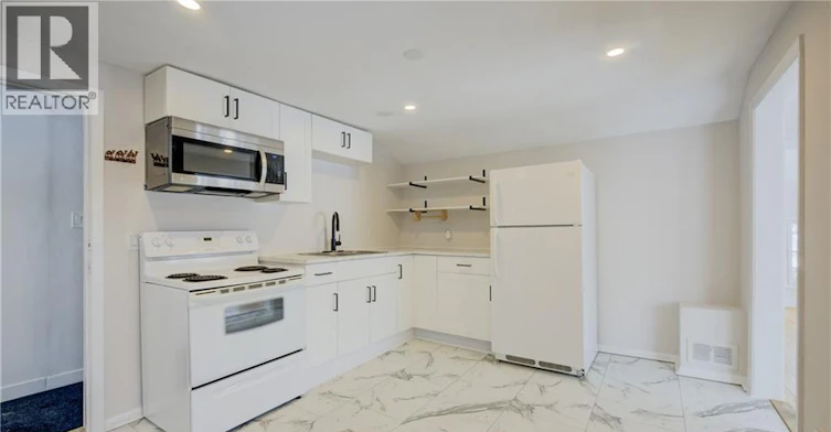 3355 King Street E, Kitchener, ON, N2A 2X5 - 5