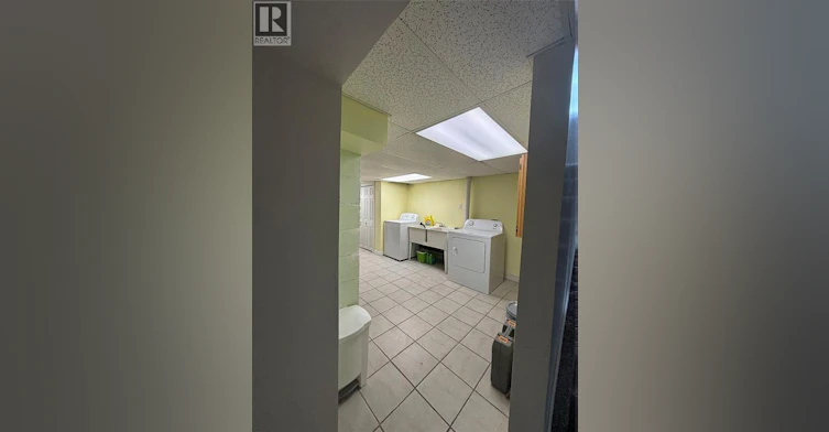 508 Indian Road North, Sarnia, ON, N7T 7G4 - 4