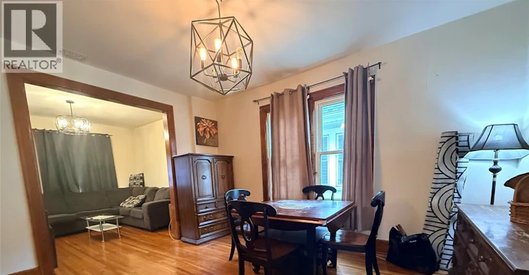 MAIN-1378 Erie Street East, Windsor, ON, N9A 3Z7 - 7