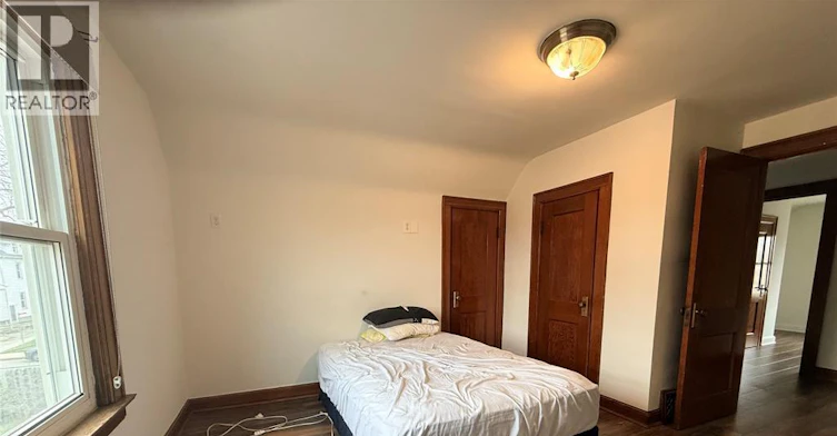 MAIN-1378 Erie Street East, Windsor, ON, N9A 3Z7 - 15