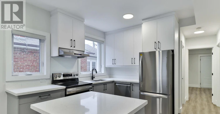 MAIN FLOOR-6 Chudleigh Road, Toronto, ON, M6E 1Y8 - 8