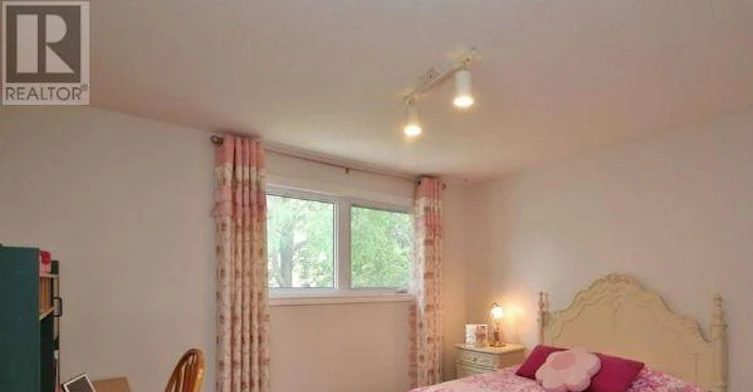1326 Fontenay Crescent, Ottawa, ON, K1V 7K8 - 19