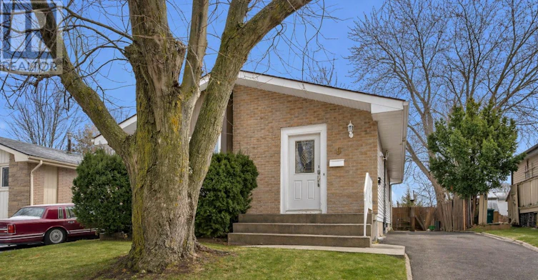 9 Rockford Place, Kingston, ON, K7K 5Z7