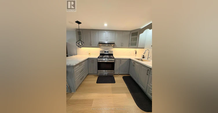 49 Yellowstone Street, Toronto, ON, M3N 1M3 - 3