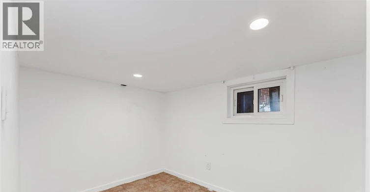 LOWER-1236 Marentette Avenue, Windsor, ON, N8X 4C6 - 13