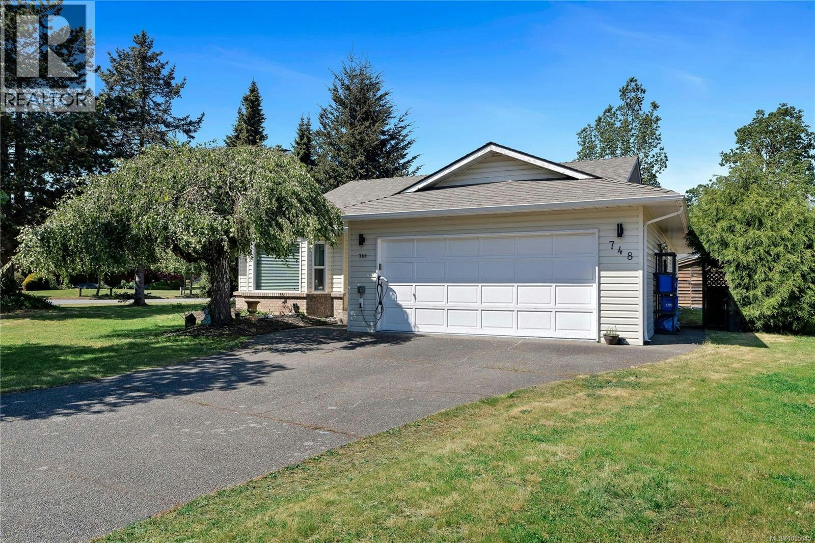 748 Macan Place, Colwood, BC, V9B 5P4