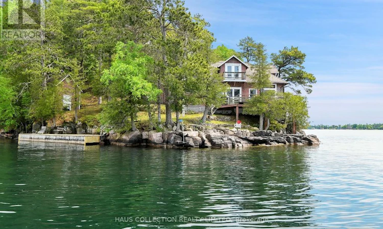 1 Little Grenadier Island