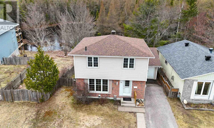 44 Macdonald Court