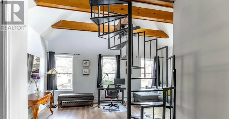 ROOM 2-118 Queen Street S, Hamilton, ON, L8P 3S1 - 10