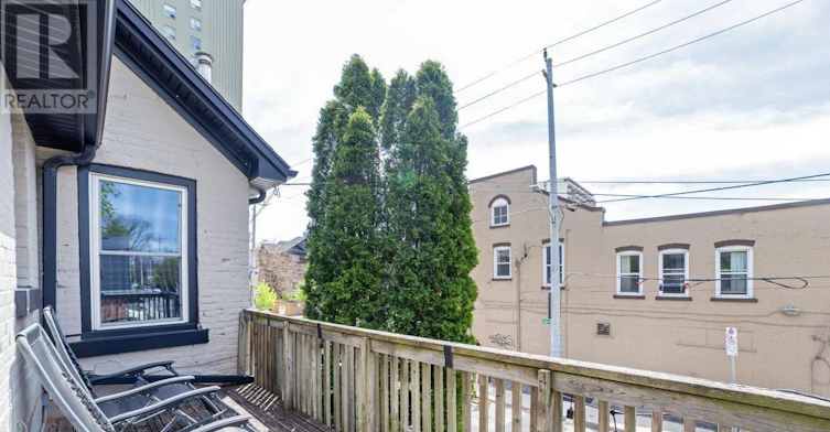 ROOM 2-118 Queen Street S, Hamilton, ON, L8P 3S1 - 5