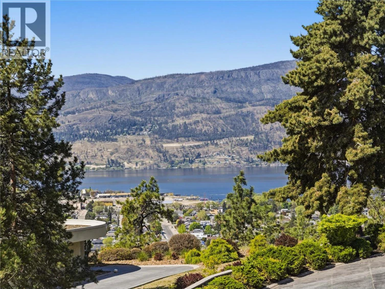 837 Mount Royal Drive, Kelowna, BC, V1Y 3M3 - 35