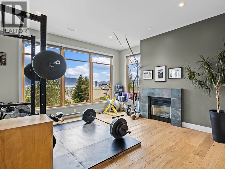 837 Mount Royal Drive, Kelowna, BC, V1Y 3M3 - 40
