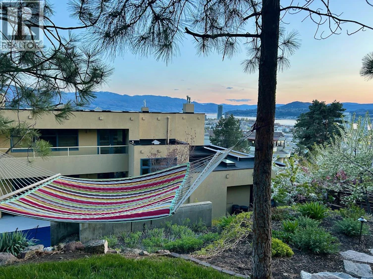 837 Mount Royal Drive, Kelowna, BC, V1Y 3M3 - 60