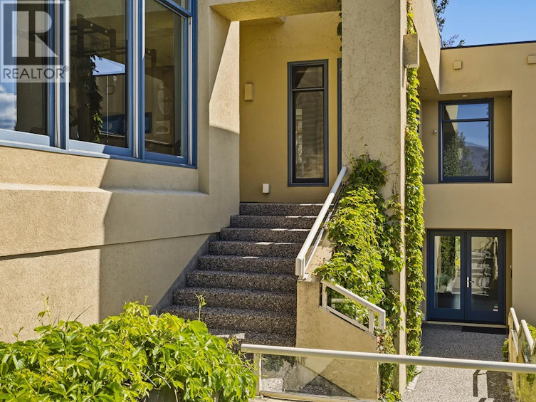 837 Mount Royal Drive, Kelowna, BC, V1Y 3M3 - 7