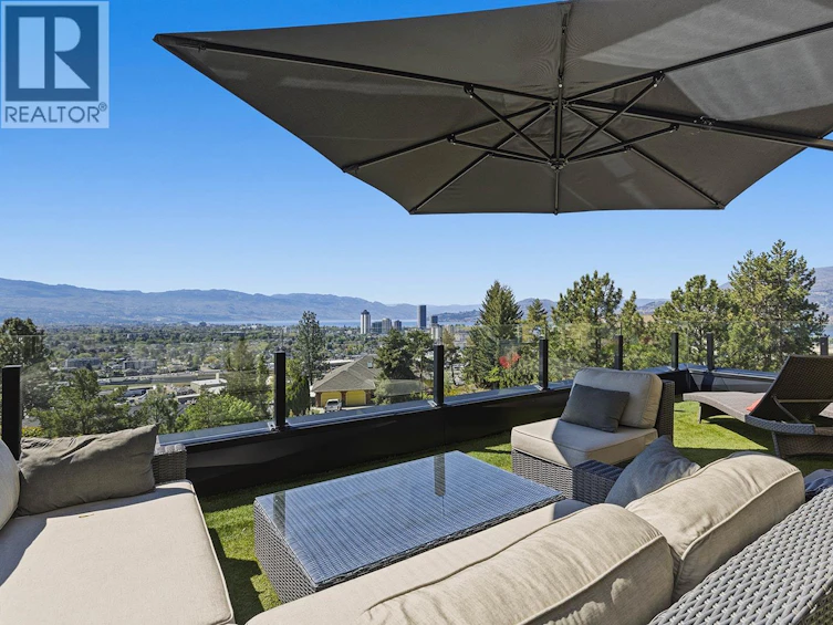 837 Mount Royal Drive, Kelowna, BC, V1Y 3M3 - 32