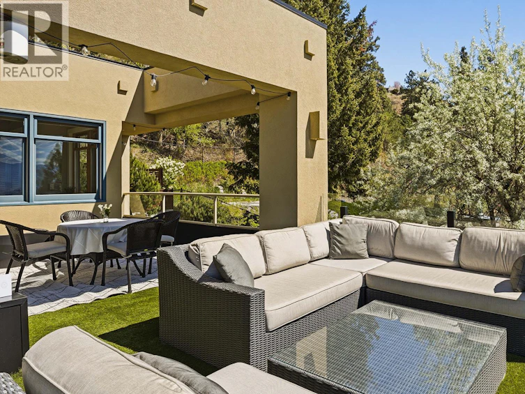 837 Mount Royal Drive, Kelowna, BC, V1Y 3M3 - 34