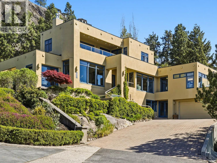 837 Mount Royal Drive, Kelowna, BC, V1Y 3M3 - 3