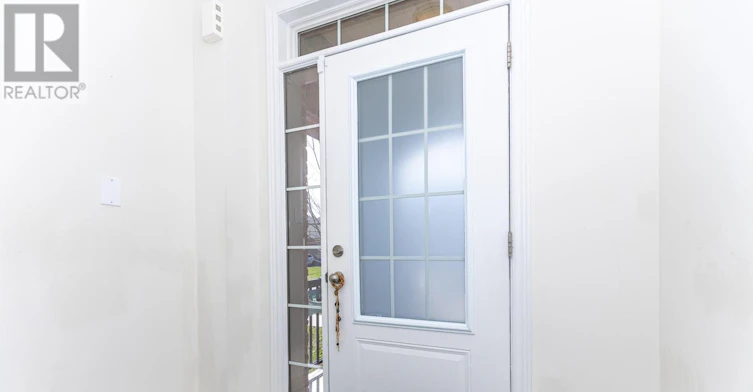 130 Ice Palace Crescent, Oshawa, ON, L1H 7K4 - 3