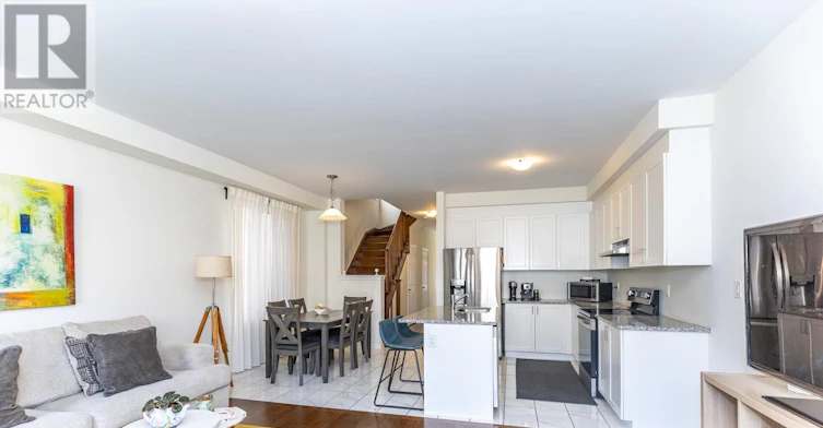 130 Ice Palace Crescent, Oshawa, ON, L1H 7K4 - 10