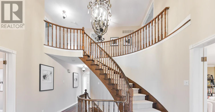 28 Delhi Crescent, Markham, ON, L3R 4J6 - 2