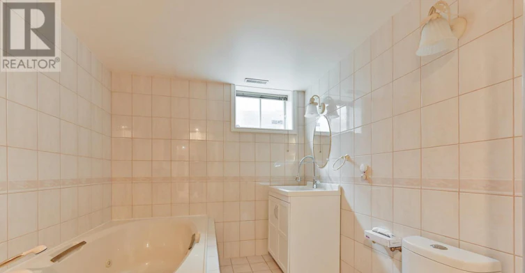 28 Delhi Crescent, Markham, ON, L3R 4J6 - 24