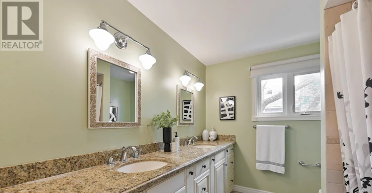 28 Delhi Crescent, Markham, ON, L3R 4J6 - 15