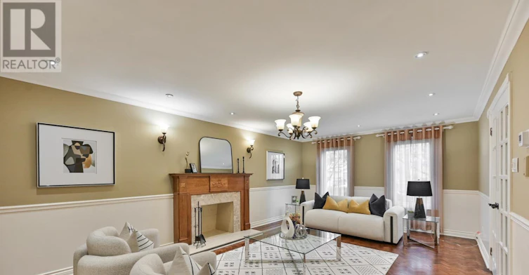 28 Delhi Crescent, Markham, ON, L3R 4J6 - 4