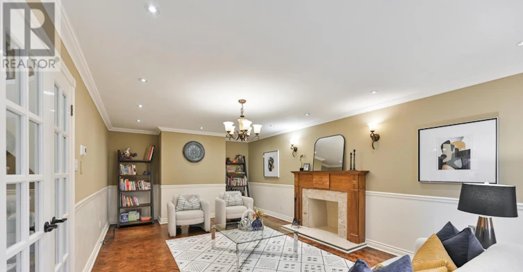 28 Delhi Crescent, Markham, ON, L3R 4J6 - 3