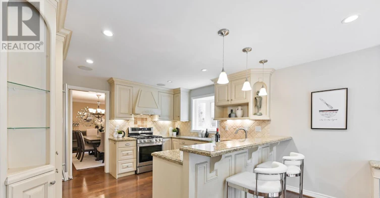 28 Delhi Crescent, Markham, ON, L3R 4J6 - 7