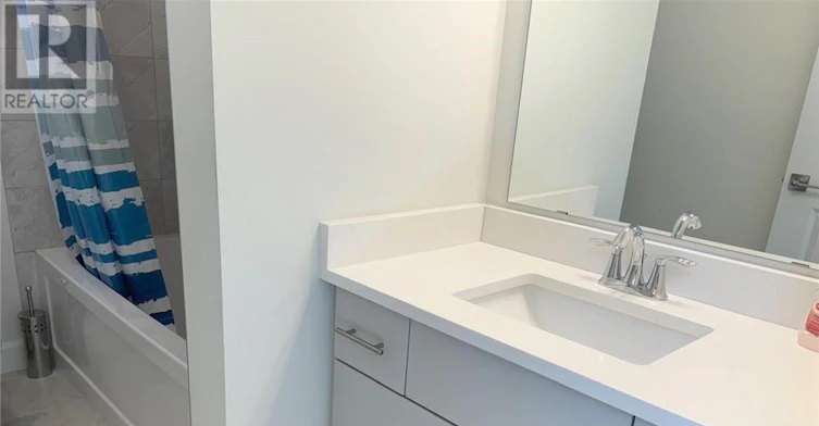 11 Beachwalk Crescent, Fort Erie, ON, L0S 1N0 - 22