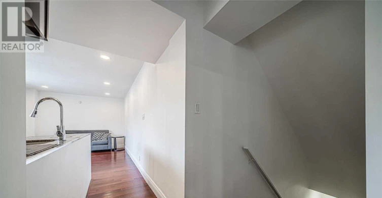 LOWER-75 Kingslake Road, Toronto, ON, M2J 3E6 - 4