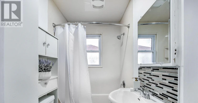 1632 Churchill Avenue, London, ON, N5W 2K9 - 19