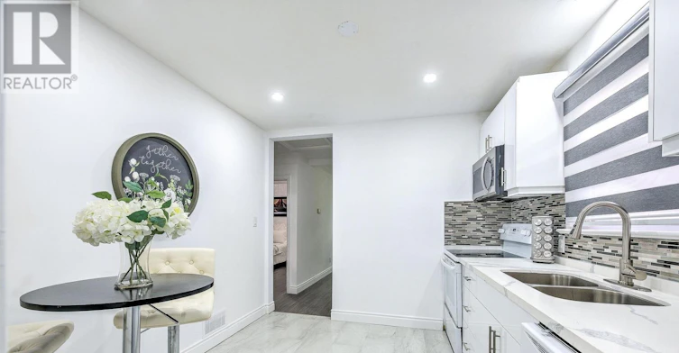 1632 Churchill Avenue, London, ON, N5W 2K9 - 14