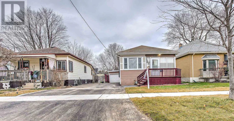 1632 Churchill Avenue, London, ON, N5W 2K9 - 4
